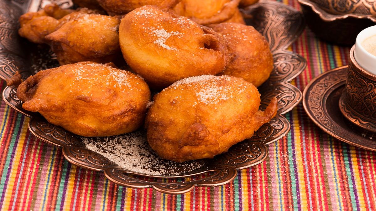 Racuchy z przepisu babci są najlepsze. Fot. AdobeStock