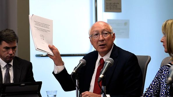 Ambasador USA w Meksyku, Ken Salazar, tłumaczy Meksykanom, by zajęli wspólny front z NATO wobec konfliktu w Ukrainie. Rosja robi to samo  (Photo by Joe Amon/The Denver Post 