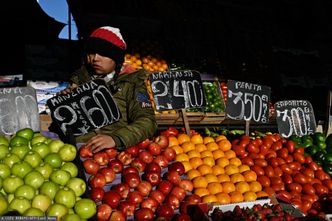 Inflacyjny galop Argentyny. Bogaci przenoszą swoje oszczędności do Urugwaju