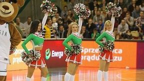 Cheer Angels Cheerleading Academy na meczu Legia Warszawa - Arka Gdynia (galeria)