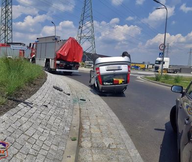 Tychy. Pijany spowodował wypadek. 52-latka w szpitalu