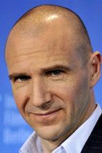Ralph Fiennes u boku Jamesa Bonda