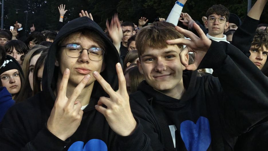 Zobacz jak bawili się studenci w piątkowy wieczór. Kliknij strzałkę, aby przejść do następnych zdjęć -&gt;