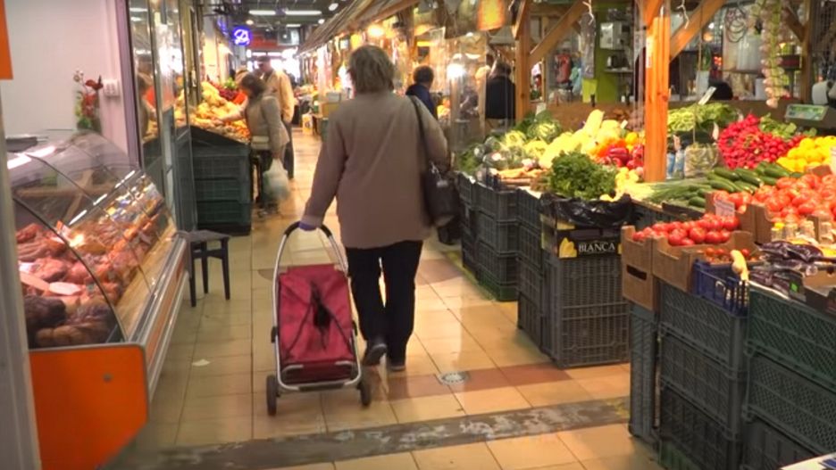 Godziny dla seniorów. Prezes POHiD zabrała głos