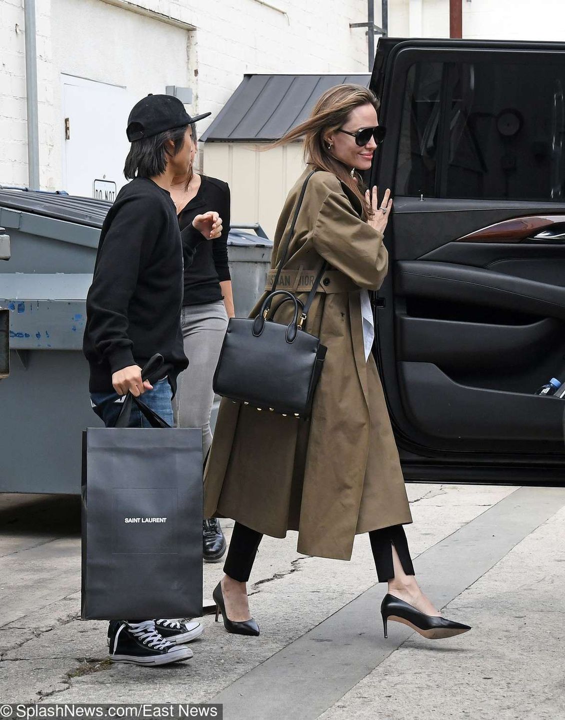Pax Jolie-Pitt z Angeliną na zakupach w Saint Laurent