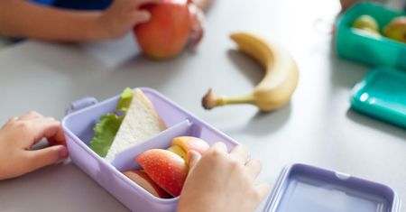 Zdrowa dieta dla dziecka – co powinno się w niej znaleźć, produkty niewskazane