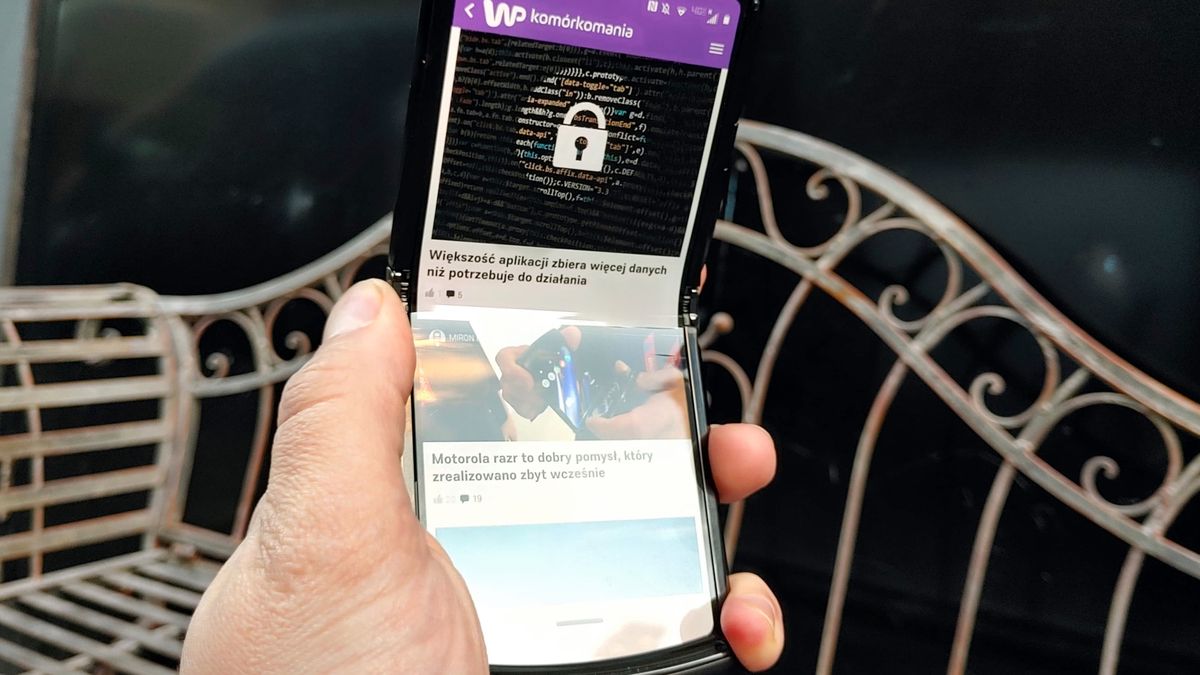 Motorola razr ze składanym ekranem w naszych rękach [wideo] 1