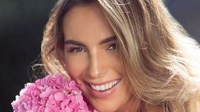 Narzeczona Jensona Buttona odważnie pozuje na basenie. Gorące zdjęcia modelki