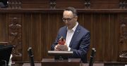 Gorąco wokół ministra rolnictwa. Na mównicy sejmowej pojawiła się gaśnica
