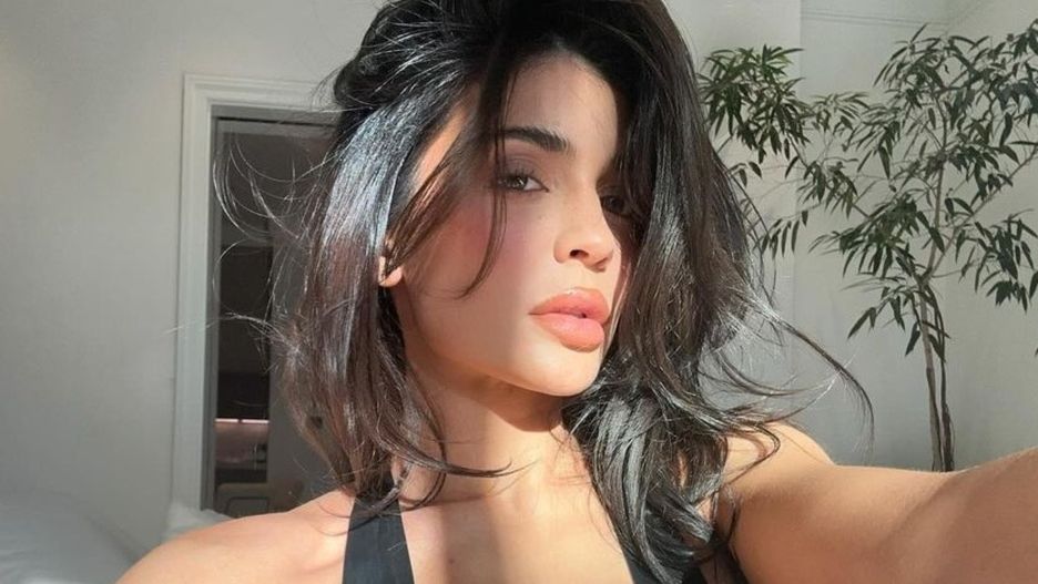 Kylie Jenner pokazała się w błyszczącym bikini 