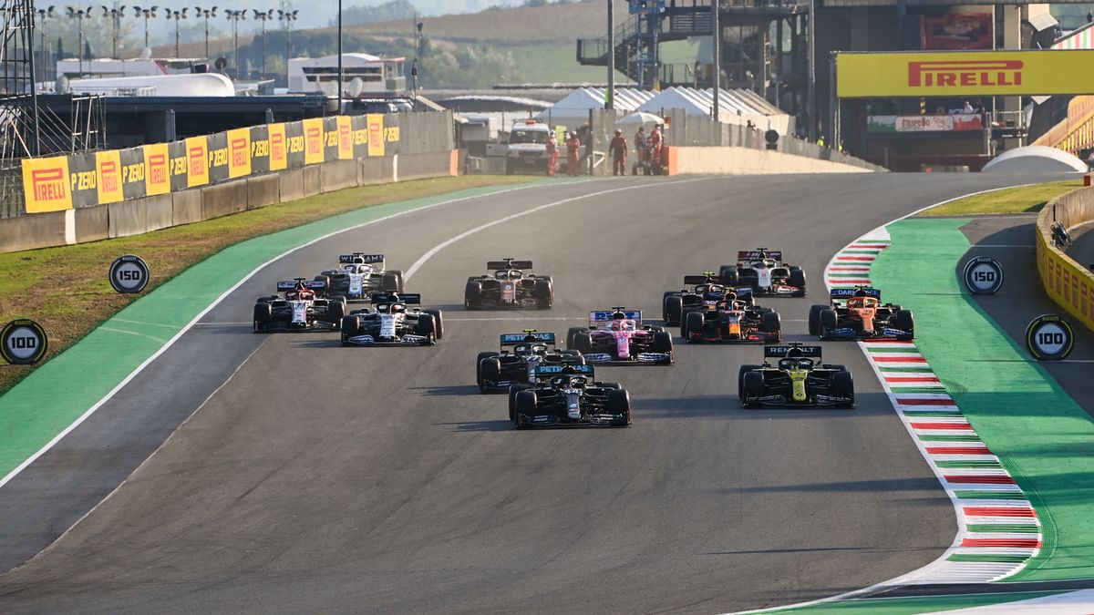 start do wyścigu F1 