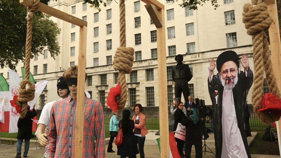 Protest w Londynie przeciwko  egzekucjom w Iranie. Zdjęcie ilustracyjne