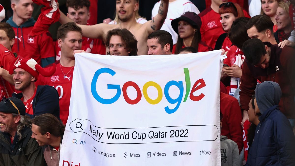 Transparent szwajcarskich kibiców podczas meczu Anglia - Szwajcaria na Wembley