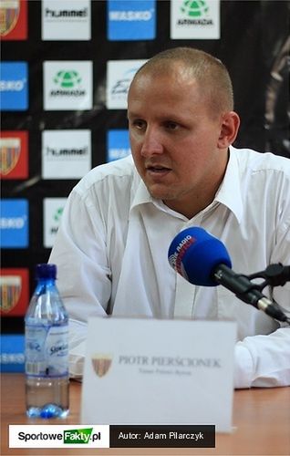 Piotr Pierścionek nie może być zadowolony z postawy swojego zespołu