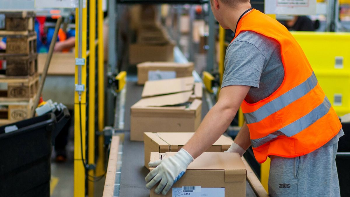 Amazon to światowy gigant. Bloodworth opisuje kuilsy pracy