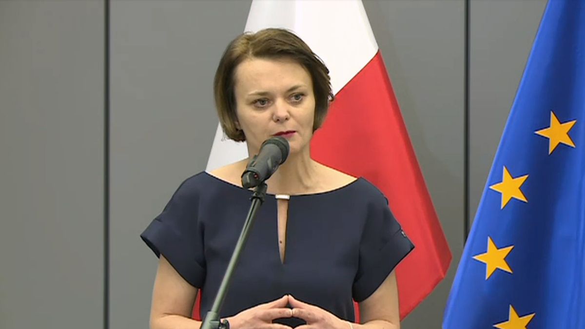 Zapytana o wysokosć składek ZUS, Jadwiga Emilewicz zadeklarowała się jako przeciwniczka niepłacenia podatków.