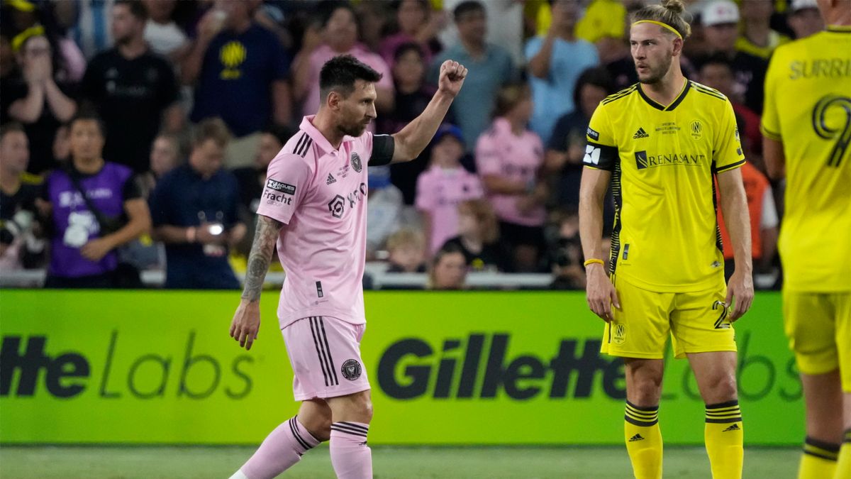 PAP/EPA / MARK HUMPHREY / Na zdjęciu: Lionel Messi