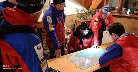 Beskidy. 47-latek zaginął w rejonie Stożka. Znaleźli go dopiero czescy ratownicy