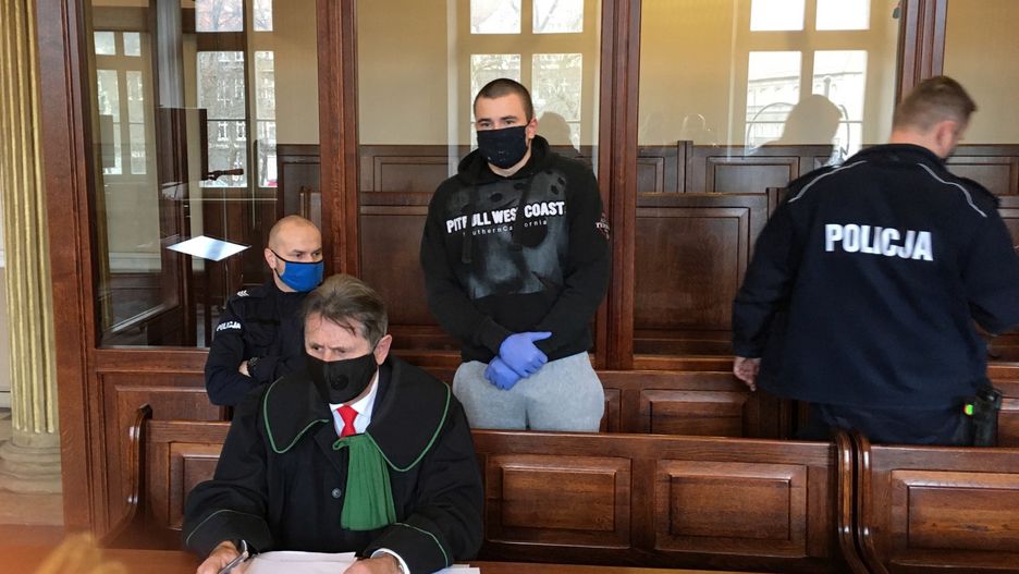 Kalisz. Zatłukł babcię pałką teleskopową. Usłyszał wyrok