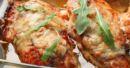 Kotlety gyros robią furorę. Wychodzą soczyste, a nie trzeba mięsa ani rozbijać, ani mielić