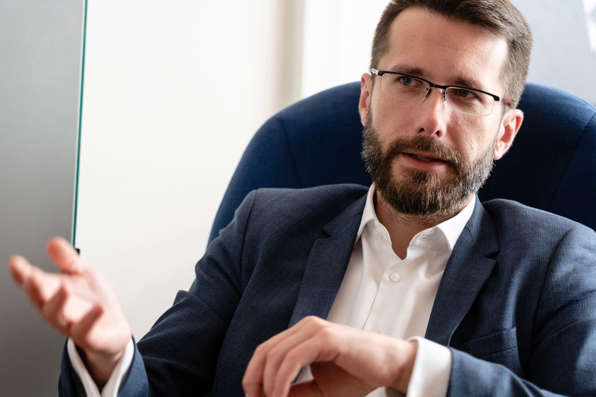 Koronawirus. Wybory 2020 r. Radosław Fogiel: mam nadzieję, że wybory mieszane gładko przejdą przed Sejm i Senat