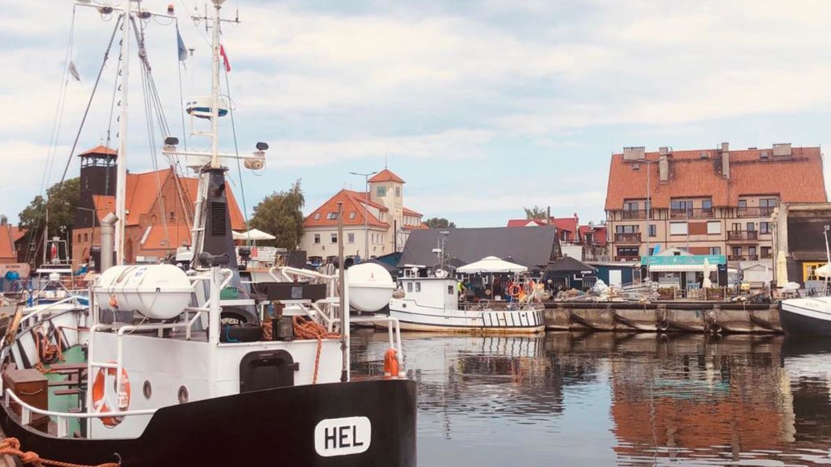 Pociągi na Hel pękają w szwach nawet we wrześniu