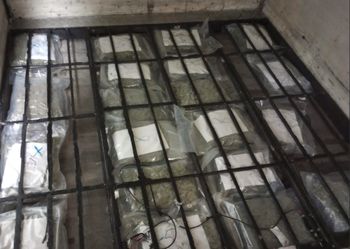 Samochód z nietypową modyfikacją. W środku były narkotyki warte 8 mln zł