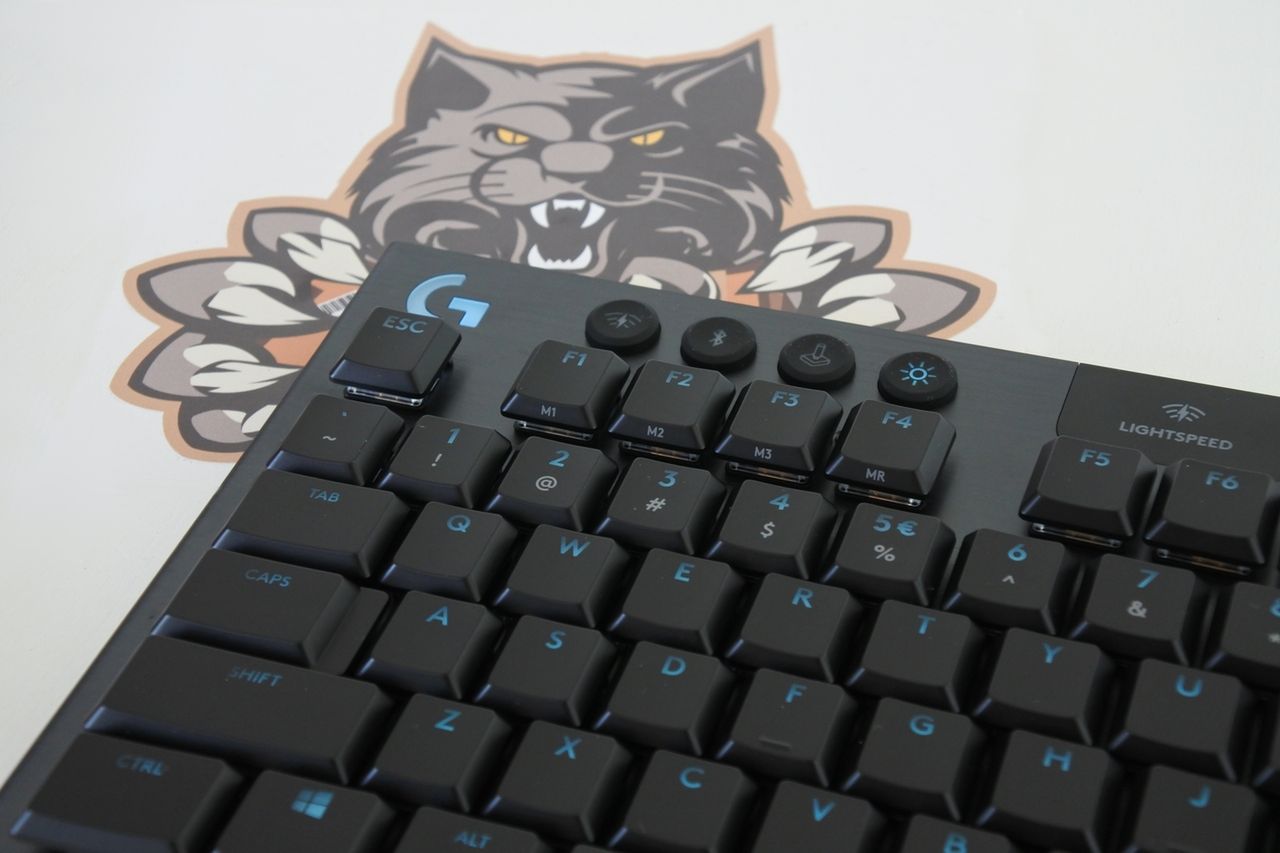 Logitech G915 — bezprzewodowa klawiatura TKL za 0.0000142714286 sasina