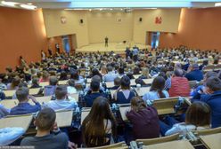 Afera wizowa na uczelniach. "100 proc. studentów z zagranicy"