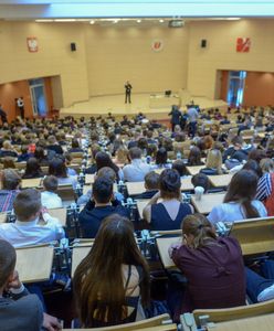 Afera wizowa na uczelniach. "100 proc. studentów z zagranicy"