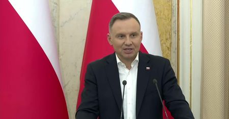 Prezydent: Polska podjęła decyzję o przekazaniu Ukrainie kompanii czołgów Leopard