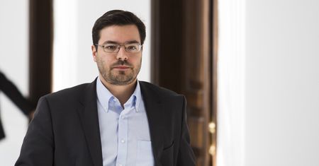 Komisja śledcza ws. wyłudzeń VAT. "Powinna też patrzeć na ręce Morawieckiego"