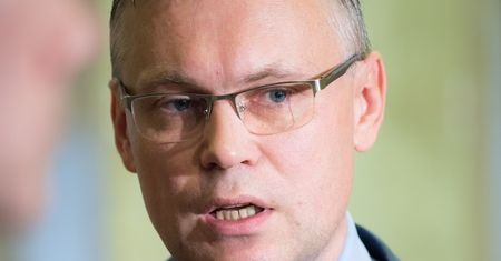 Mularczyk krytykuje stanowisko nowego szefa MSZ ws. reparacji wojennych. Wzywa Morawieckiego do naciskania na Niemcy