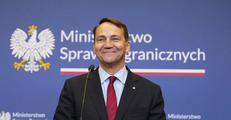 Sikorski pokazał pismo. Tak napisał do restauracji