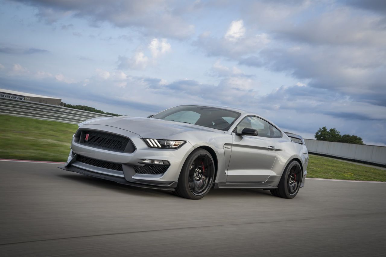 Shelby Mustang GT350R - inspirowany mocniejszą wersją