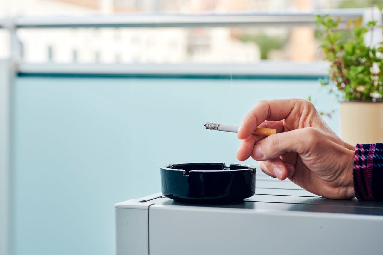 EU debates sweeping public smoking ban amid health concerns