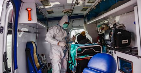 Koronawirus w Polsce. Środowy raport, ponad 300 zgonów