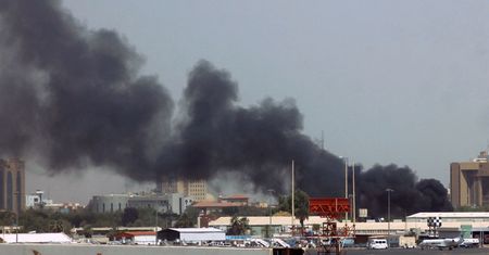 Sudan w ogniu. Siły paramilitarne walczą z armią