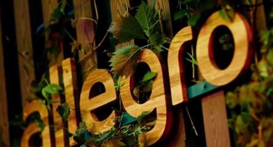 Allegro nagrodzi menedżerów. Skupiło akcje za prawie 150 mln zł