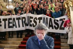 "Tak właśnie umiera kultura". Protest w teatrze po działaniach zarządu woj. małopolskiego