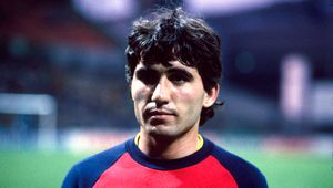 Rumuński magik. Porównywano go z Diego Maradoną