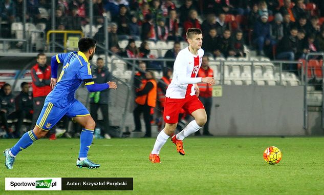 Adam Dźwigała (z prawej) podczas meczu młodzieżowej reprezentacji Polski kilka lat temu 