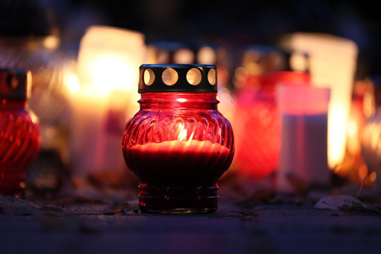 Radomsko: Hufiec ZHP organizuje akcję "Znicz". Gdzie i kiedy harcerze będą sprzedawać znicze?