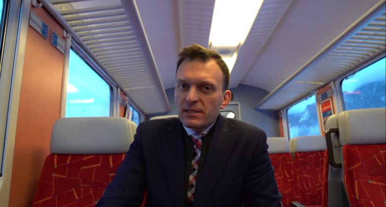 Tak jedzie się do Davos. Ten mały kurort to w tej chwili twierdza