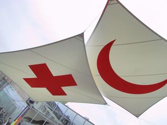 Konflikt w Libii. Czerwony Krzyż zawiesza działalność