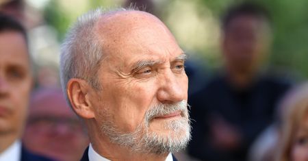 Nowe informacje ws. raportu Macierewicza. Bliscy ofiar smoleńskich nic o tym nie wiedzą