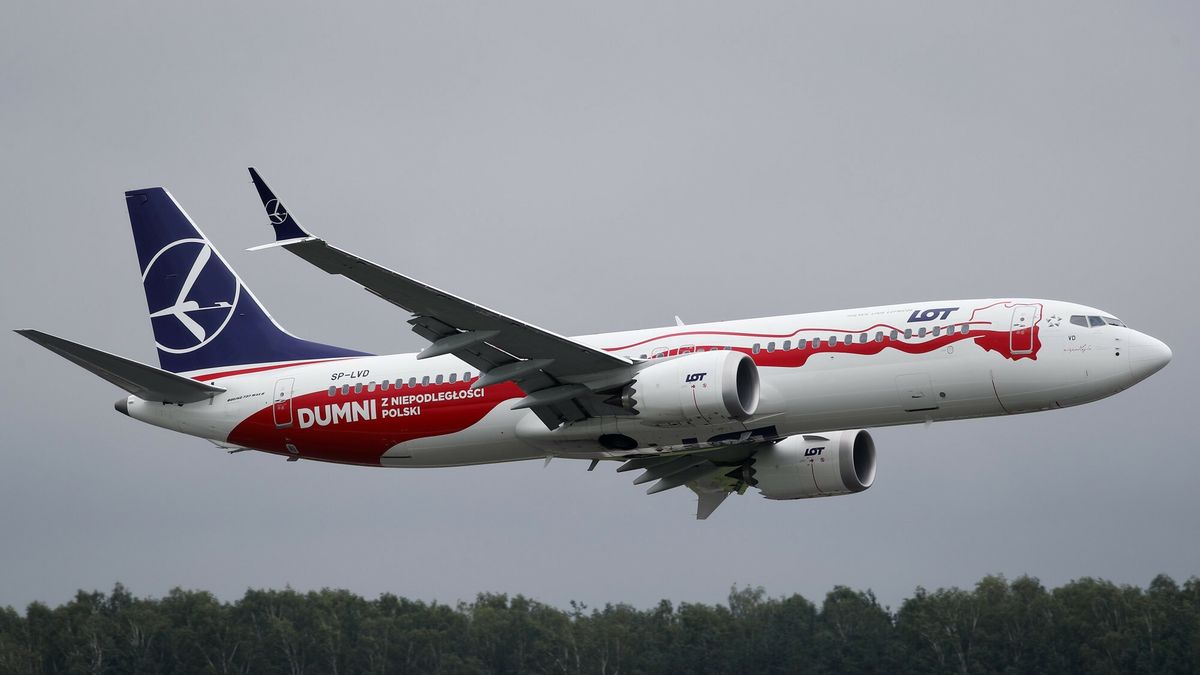 LOT ogłosił nowy rozkład na sezon letni 2025