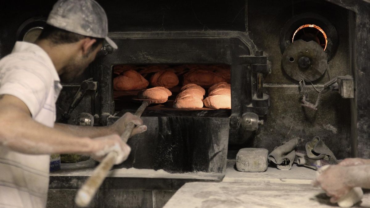 Ceny pieczywa w ciągu roku podskoczyły o blisko 30 proc. Branża boi się upadłości