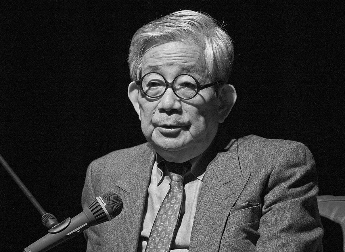 Kenzaburo Oe zmarł 3 marca 2023 r.