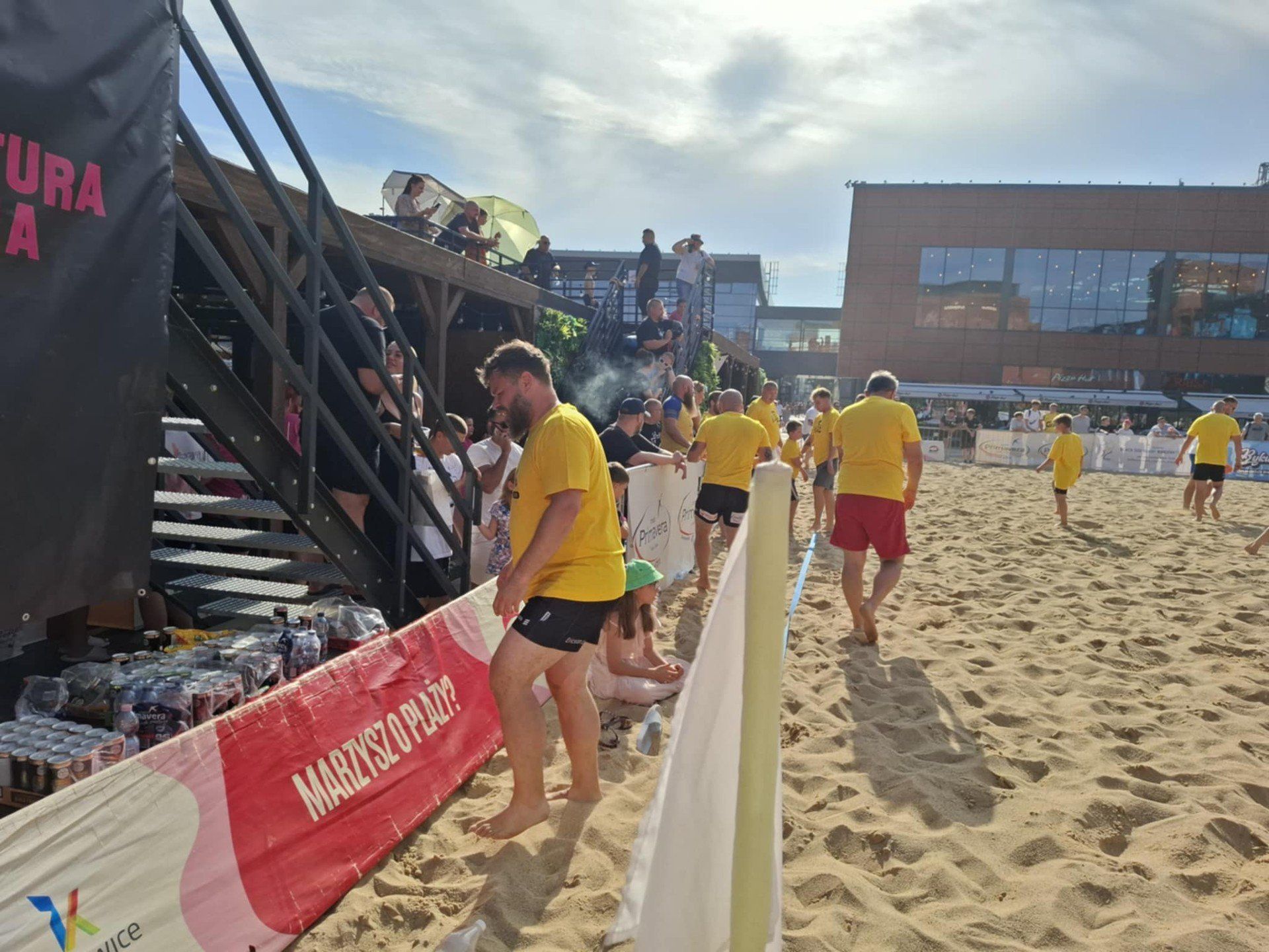 XI edycja Beach Side Rugby Manufaktura 2025. Sportowe emocje na upalnej plaży